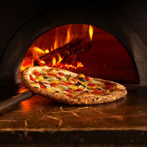 (@pizzaderia.