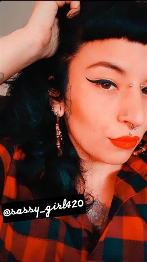 @sassy.