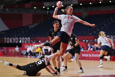 Handball.