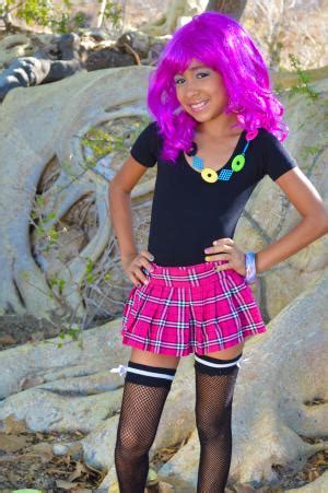 sweetlittlemodz.